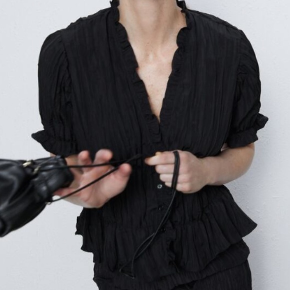 Zara Tops - Zara Elastic Trim Blouse - Size XS